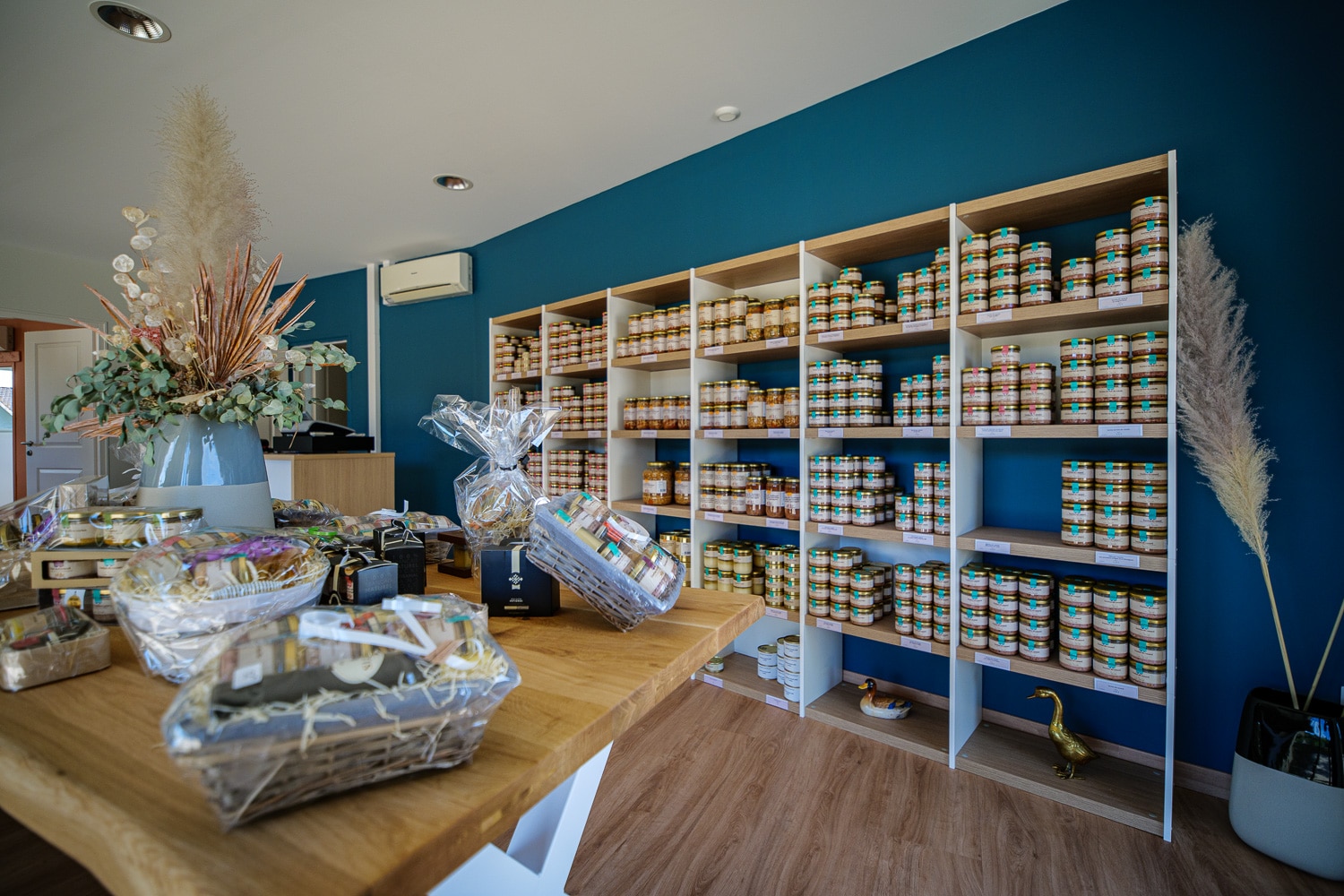 Patignac Interieur 1 2 Photo boutique Maison Patignac